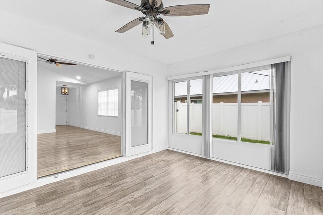 Building Photo - 125 Raintree Trail