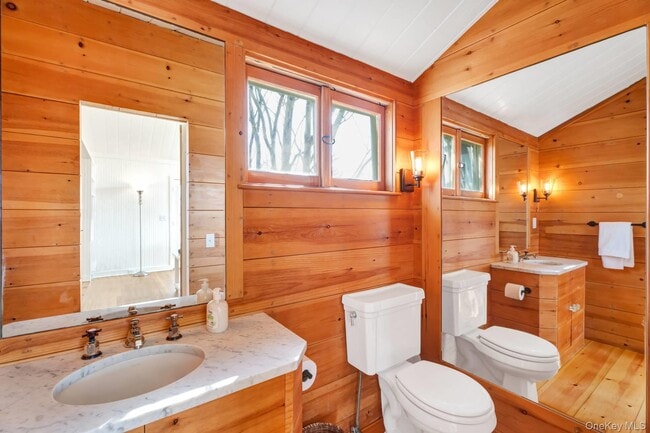 Building Photo - 1 Watersedge Dr