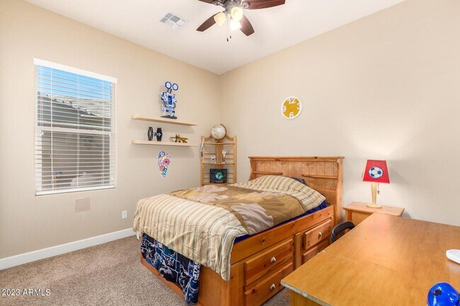 Building Photo - Gorgeous 5 bed 4.5 bath single level home in Scottsdale