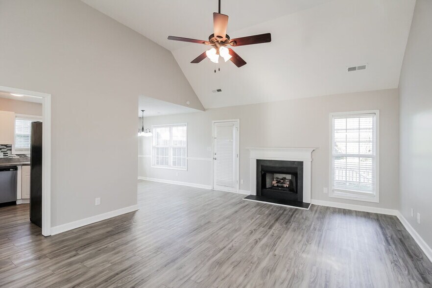 Building Photo - 3201 Creek Trail Rd