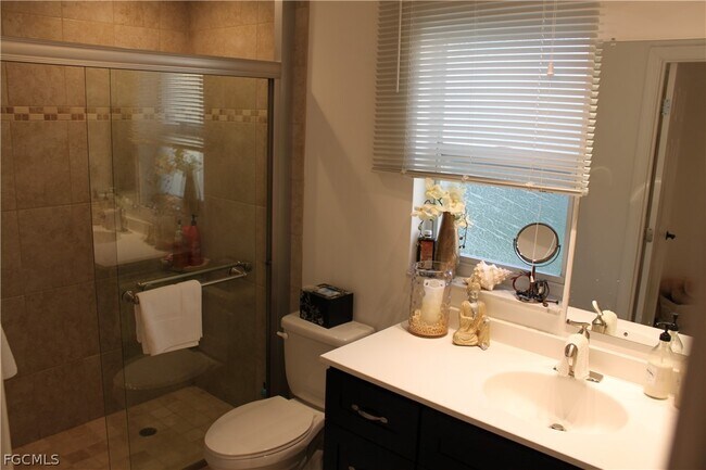 Building Photo - 5354 Coral Ave