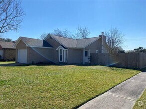 Building Photo - 15158 Grassington Dr