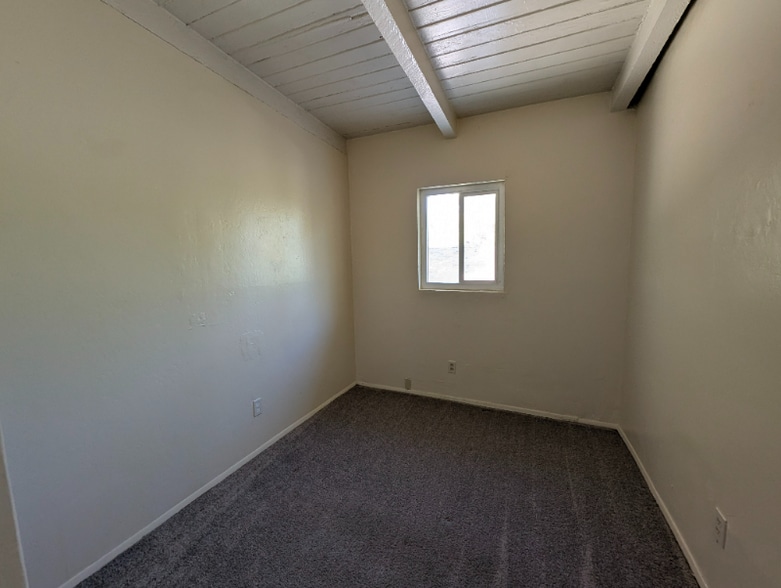 Building Photo - 3472 Burlington Ave