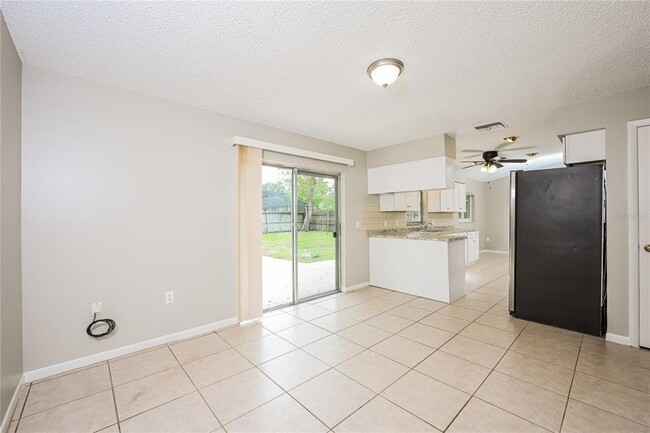 Building Photo - 809 Largo Ct