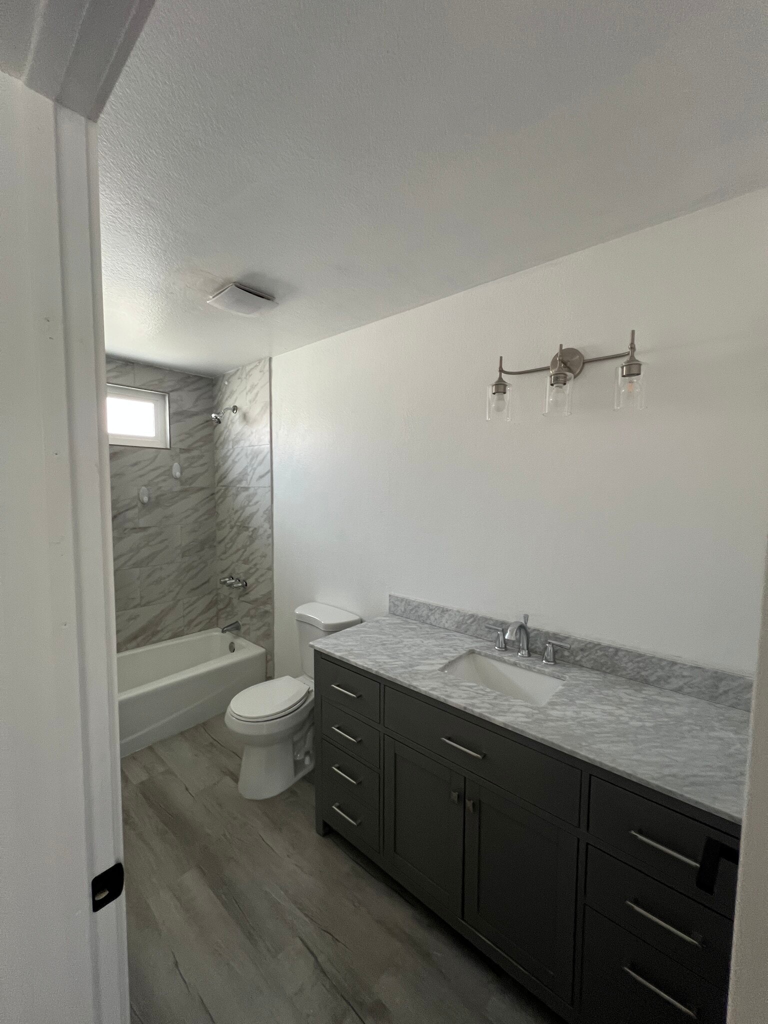 Building Photo - 1210 Ballista Ave