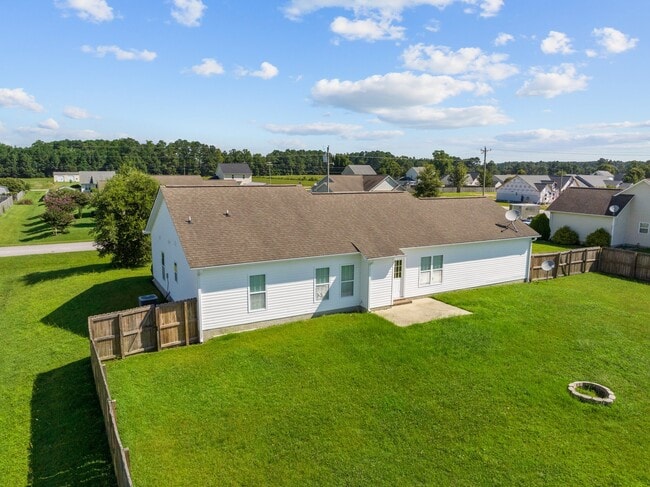 Building Photo - 103 Grist Mill Dr