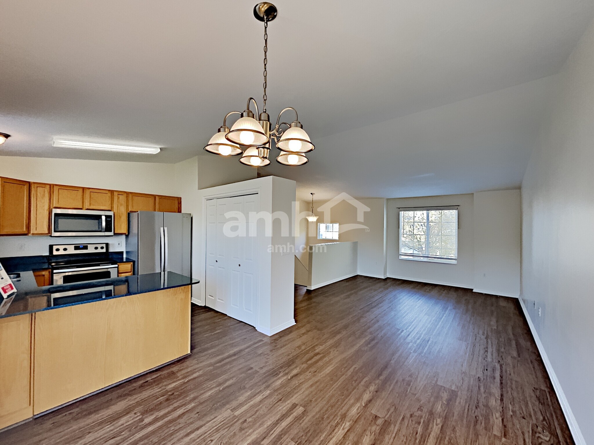 Building Photo - 2899 W 2125 S