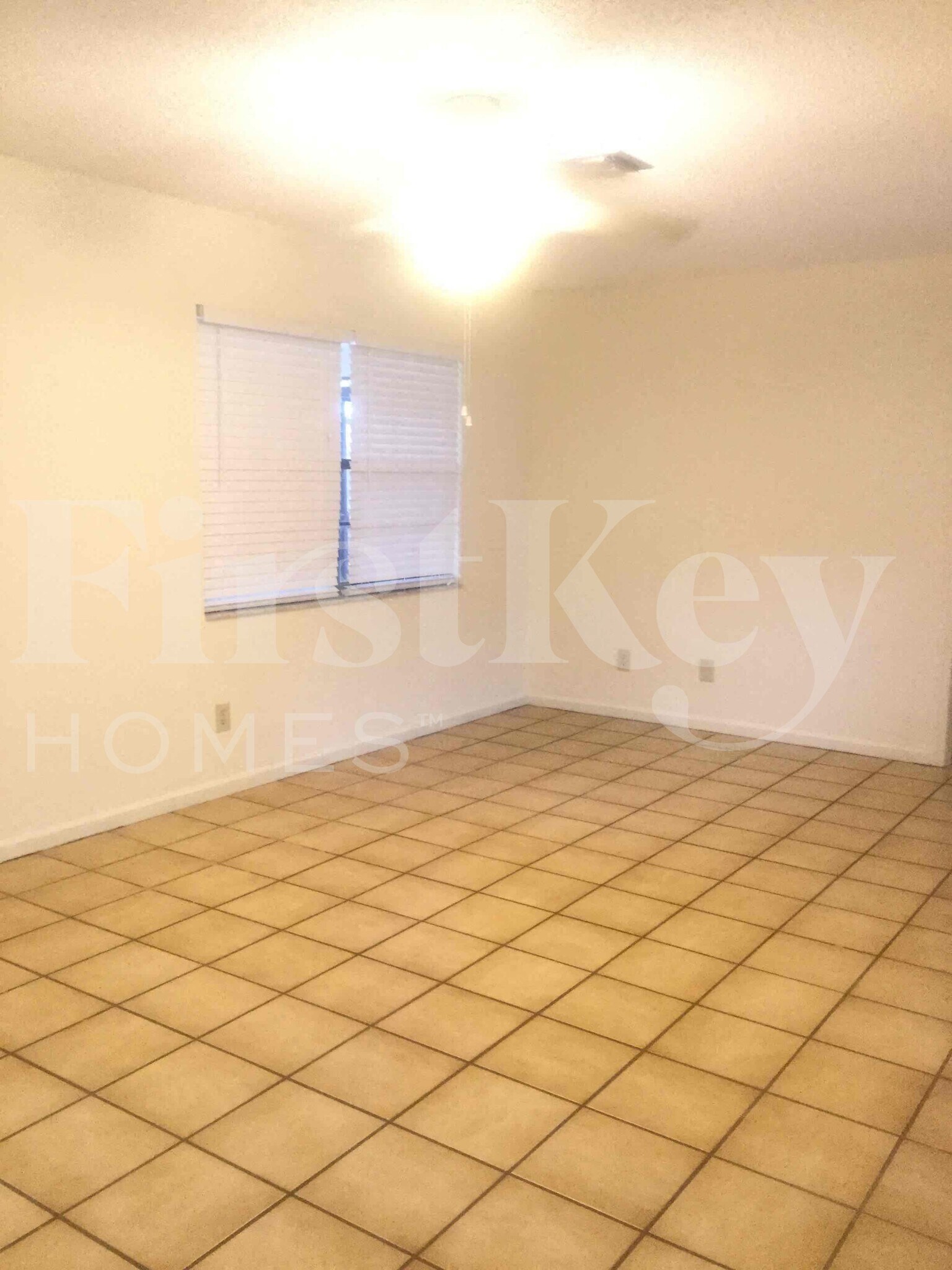 Building Photo - 132 Santander Ct