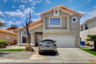 Building Photo - Recently Remodeled 3 Bedroom 2 Bathroom Town House