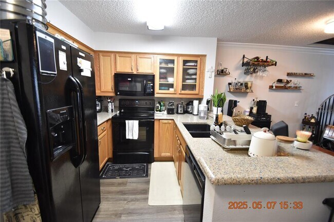Building Photo - 2400 Feather Sound Dr