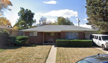 Building Photo - 4 Bedroom Ranch House - Prime Location Min...