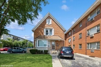 Building Photo - 8246 Niles Center Rd