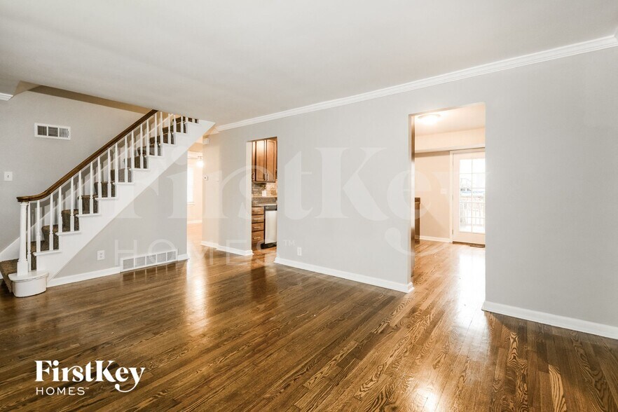 Building Photo - 7630 General Sherman Ln