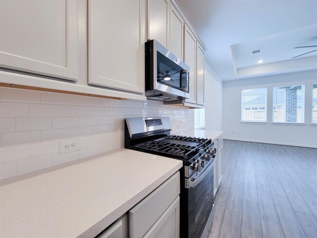 Building Photo - 9742 Rialto Hts Dr