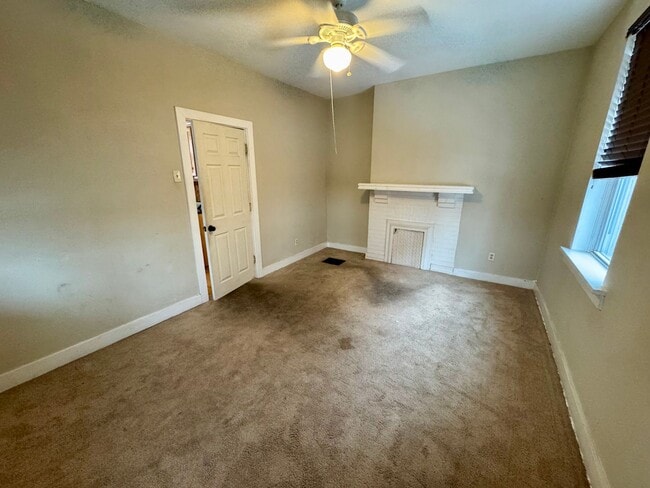 Building Photo - 5514 Broad St