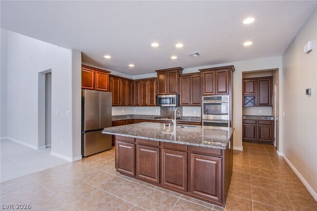 Building Photo - 729 Catalina Aisle St