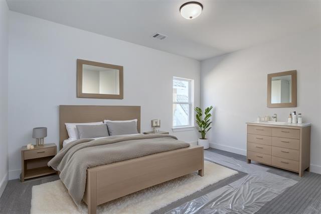 Building Photo - 10342 Great Days Dr