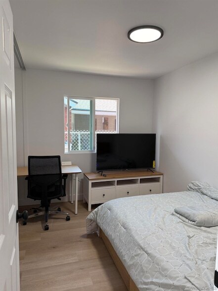 Building Photo - 664 Carefree Dr