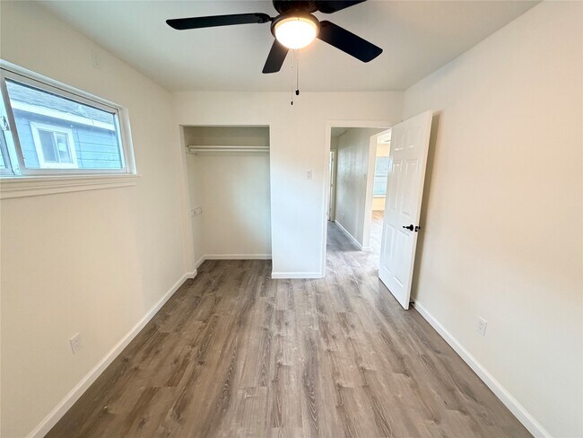 Building Photo - 5130 Engleford St