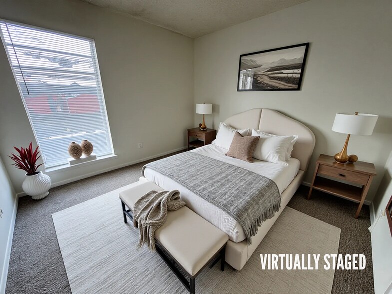 Building Photo - 4306 Lake Rd