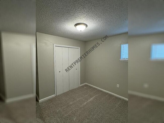 Building Photo - 7 Havenwood Ln