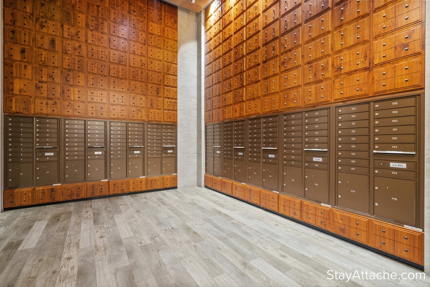 Building Photo - 1300 4th St SE