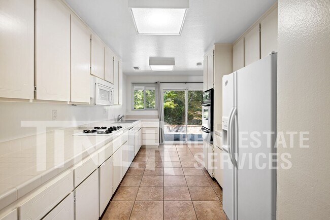 Building Photo - 10299 Octavia Way