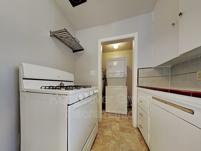 Building Photo - 2600 28th St