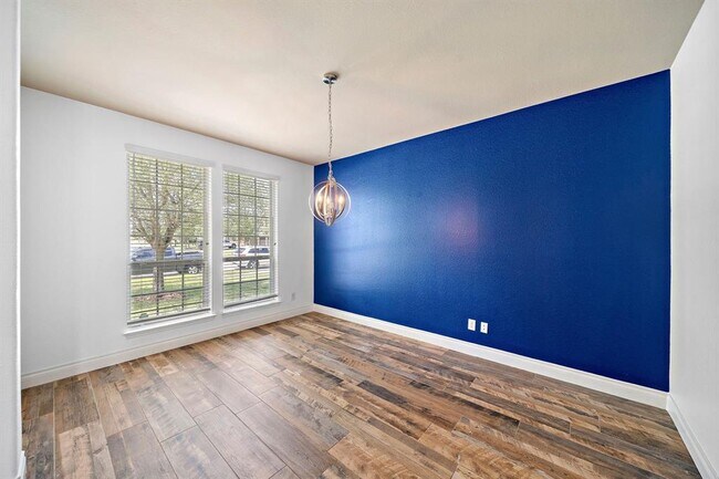 Building Photo - 28915 Crested Butte Dr
