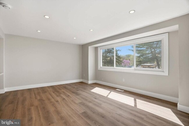 Building Photo - 9419 Merryrest Rd