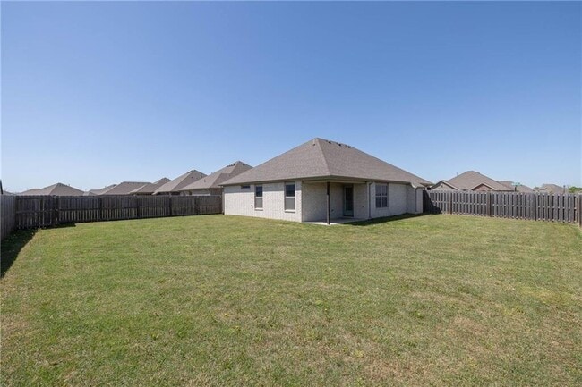 Building Photo - 4405 W Anthem Dr