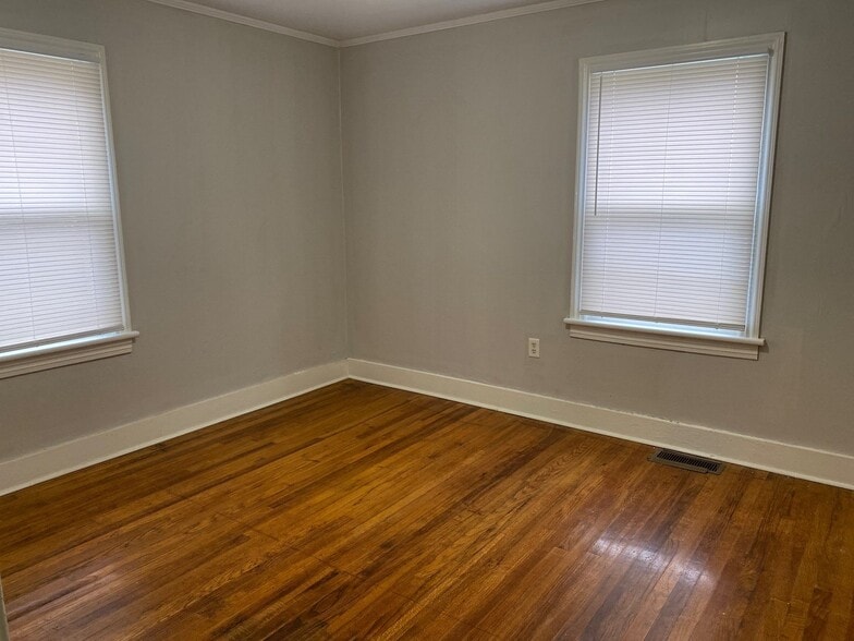 Building Photo - 36 Bryant St