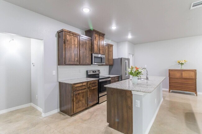 Building Photo - "Charming 3-Bedroom Retreat with 2 Baths and 1,760 Sq Ft of Comfort in Copperas Cove!"
