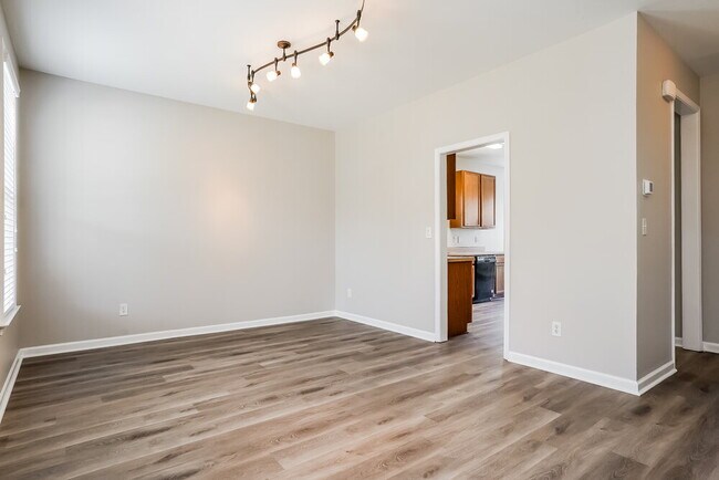 Building Photo - 229 Haywood Ln