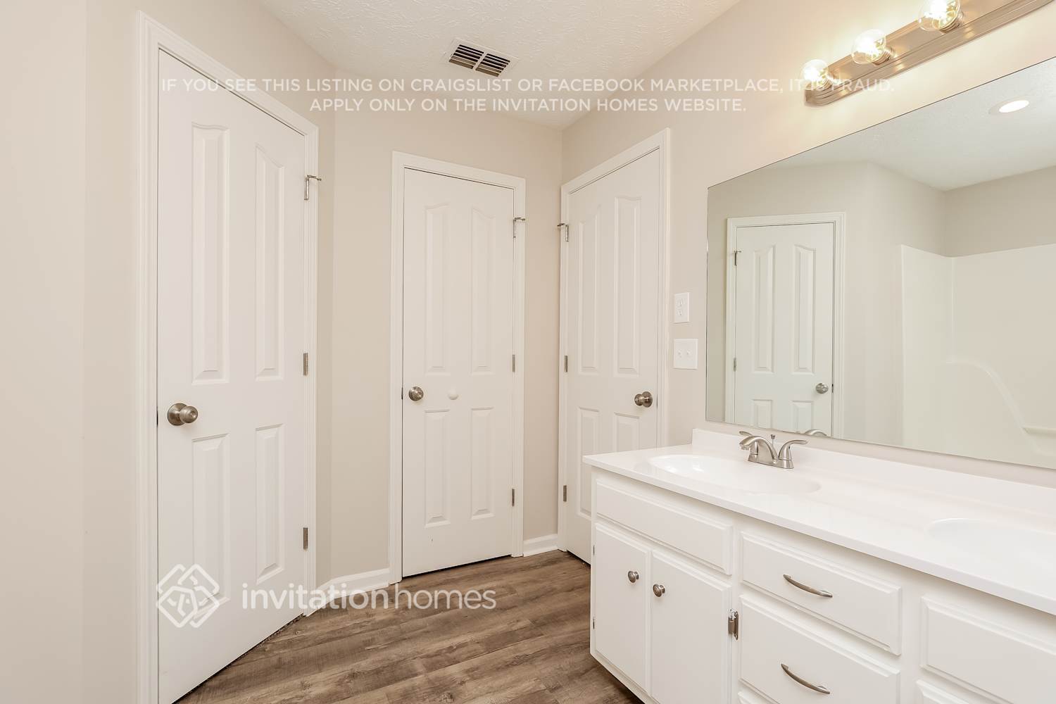 Building Photo - 2922 Weybridge Dr