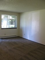 Building Photo - 11007 66th Ave E