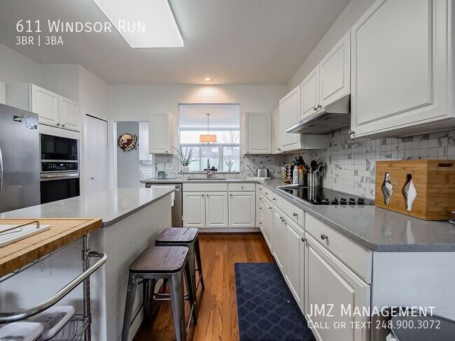 Building Photo - 611 Windsor Run