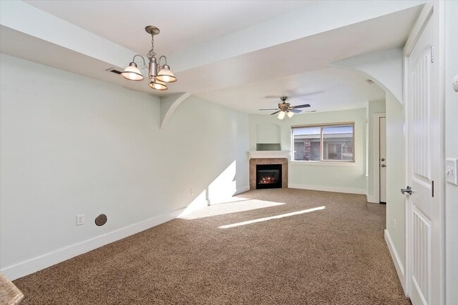 Building Photo - 9947 W Rosecroft Ct