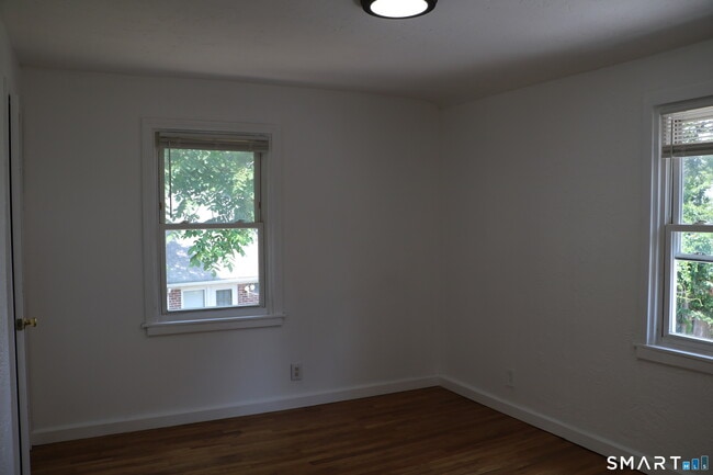 Building Photo - 264 Pearl Harbor St