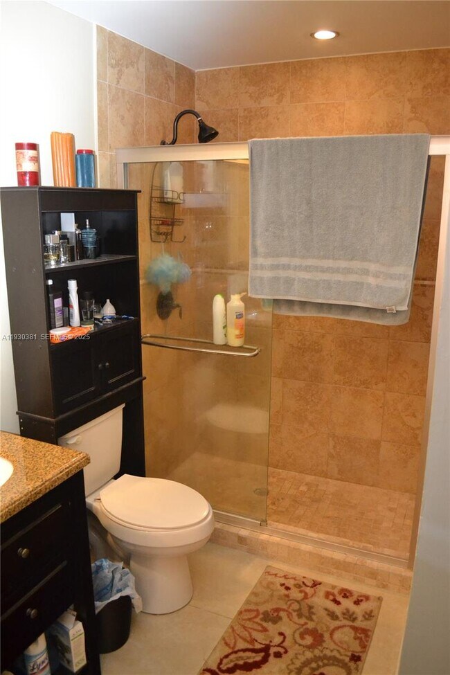 Building Photo - 9727 Hammocks Blvd