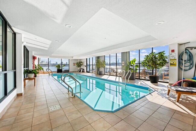 Building Photo - 600 Harbor Blvd