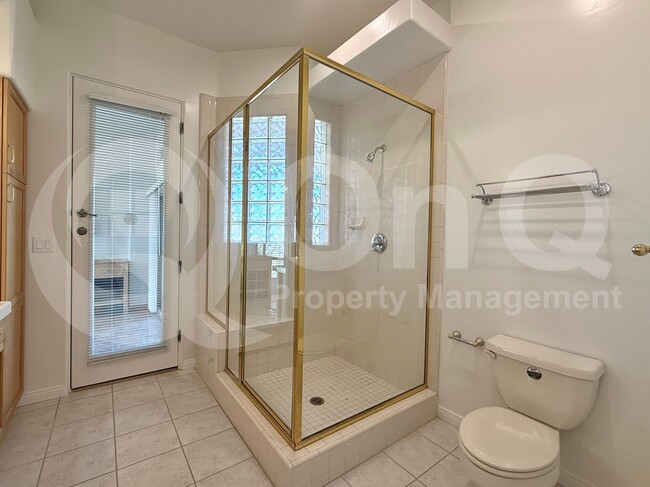 Building Photo - 15104 E Ridgeway Dr