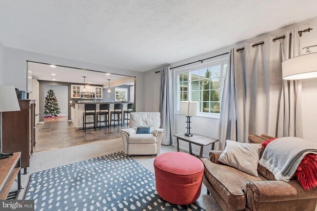 Building Photo - 12918 Framingham Ct