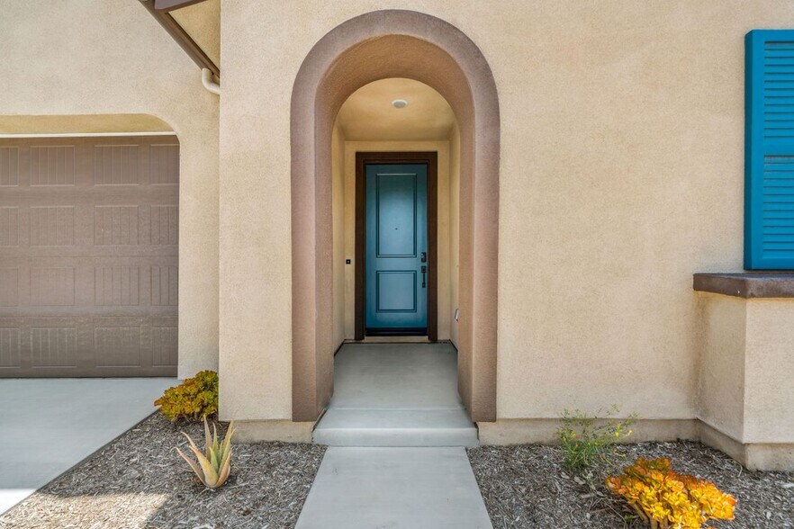 Building Photo - 18191 Crow Cir