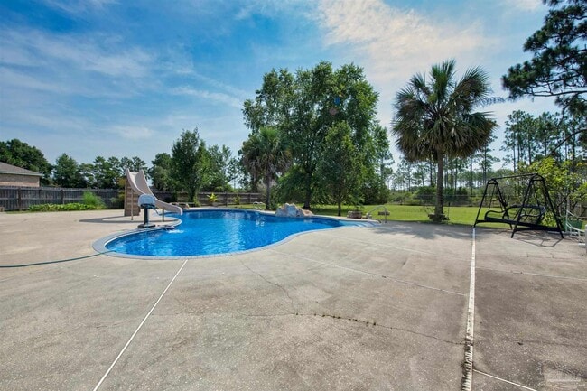 Building Photo - 2491 Parkridge Dr