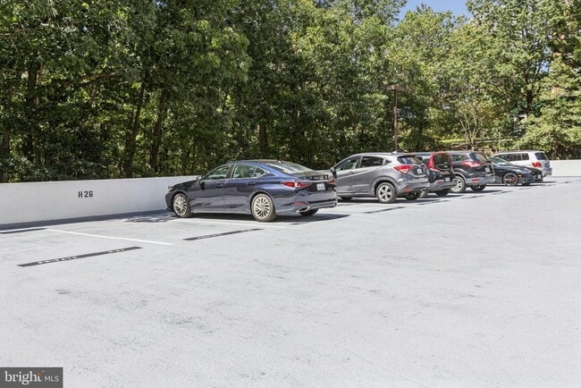 Building Photo - 6101 Edsall Rd