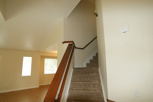 Building Photo - 426 Saint Ida Cir