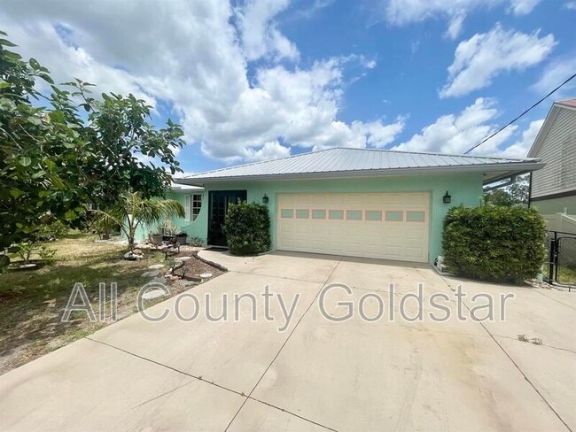 Building Photo - 1845 Edison Dr