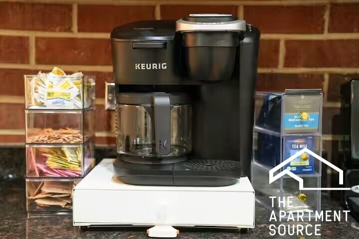 Building Photo - 3935 S Wells St