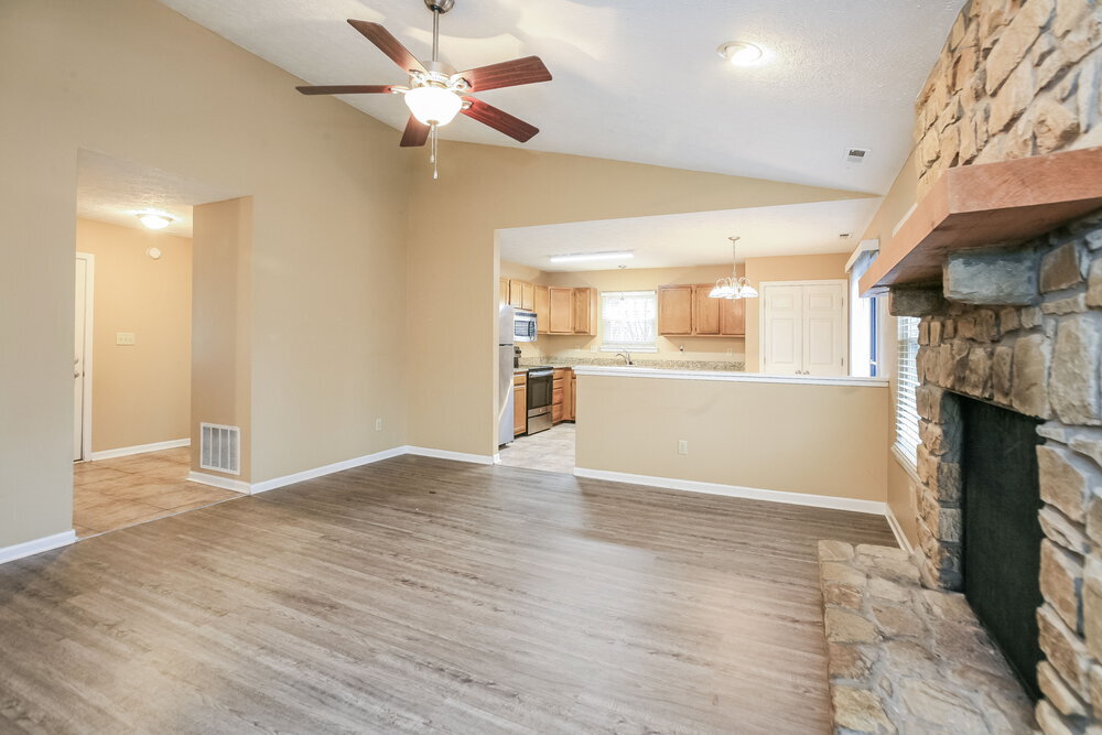 Building Photo - 1451 Rebecca Ln